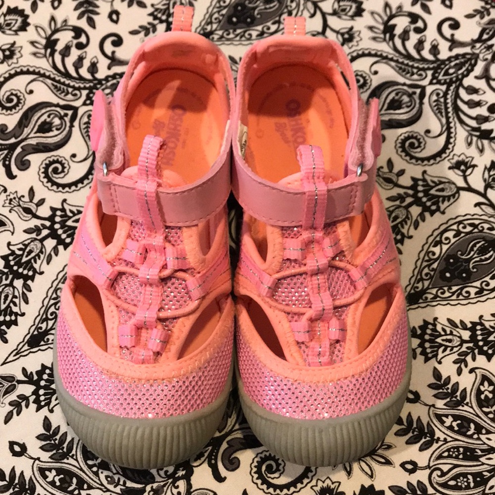 Girls pink & silver OshKosh B’gosh sandals